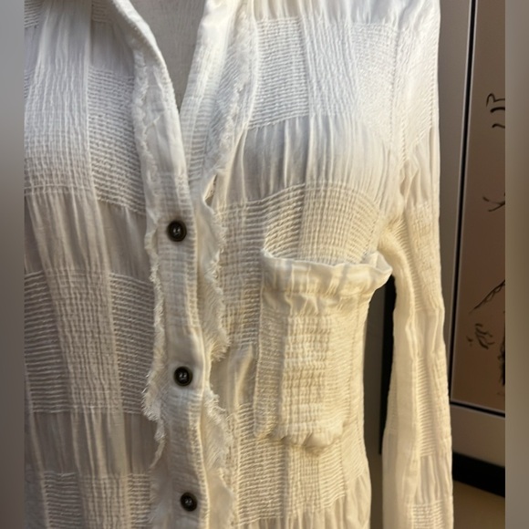 Umgee,Textured Natural White,Top,Cotton Chenille Blend,Button-Front Size Medium - Picture 5 of 14
